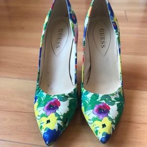 GUESS floral heels